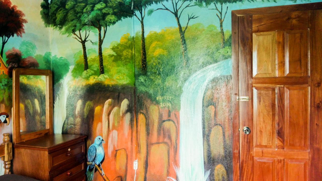 Hostel Life Is Good Moyogalpa Exterior foto